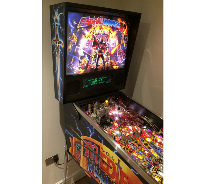 WILLIAMS MEDIEVAL MADNESS Pinball Machine Game for sale! COINOP